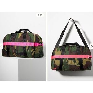 ANDI Duffle Bag Camo/Pink